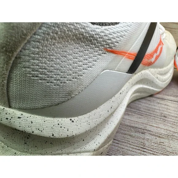 Saucony Tempus Running Shoes Mens Size 7.5 White/ViZiOrange Athletic GREAT SHAPE - Picture 5 of 13